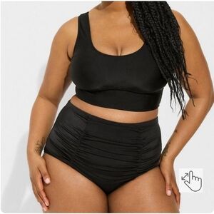 Torrid ruched bikini bottoms